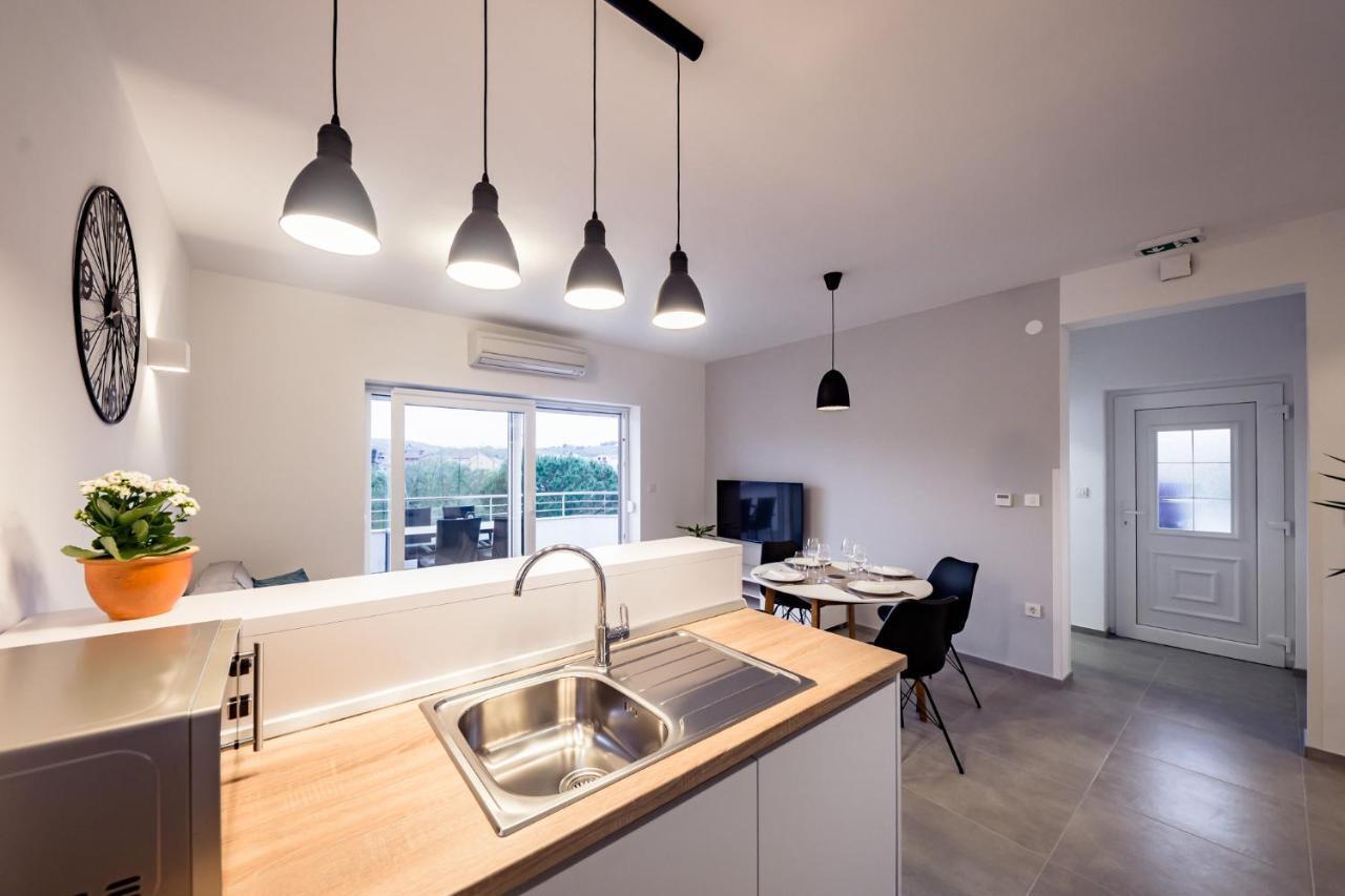 Apartmani Villa Zora Lopar Zewnętrze zdjęcie