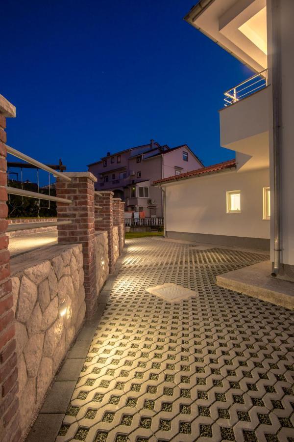 Apartmani Villa Zora Lopar Zewnętrze zdjęcie